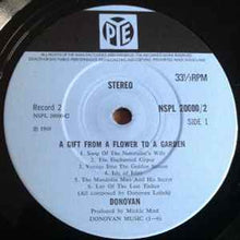 Load image into Gallery viewer, Donovan - A Gift From A Flower To A Garden (2xLP, Album + Box)