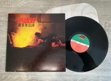 Load image into Gallery viewer, Ratt ‎– Out Of The Cellar