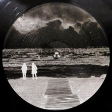 Load image into Gallery viewer, THE WHITE STRIPES - UNDER GREAT WHITE NORTHERN LIGHTS ( 12&quot; RECORD )
